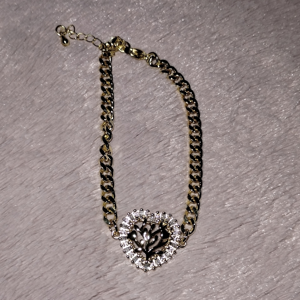 Elegant Tree Of Life Gold Heart Bracelet